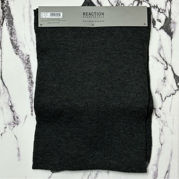 Reaction Kenneth Cole Men’s Gift Set Winter Scarf Cuffed Beanie Hat Charcoal NWT - Picture 8 of 16